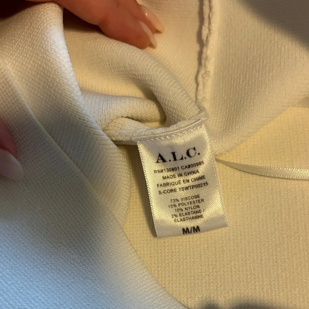A.L.C. Women's White Crop Top - Picture 4 of 4
